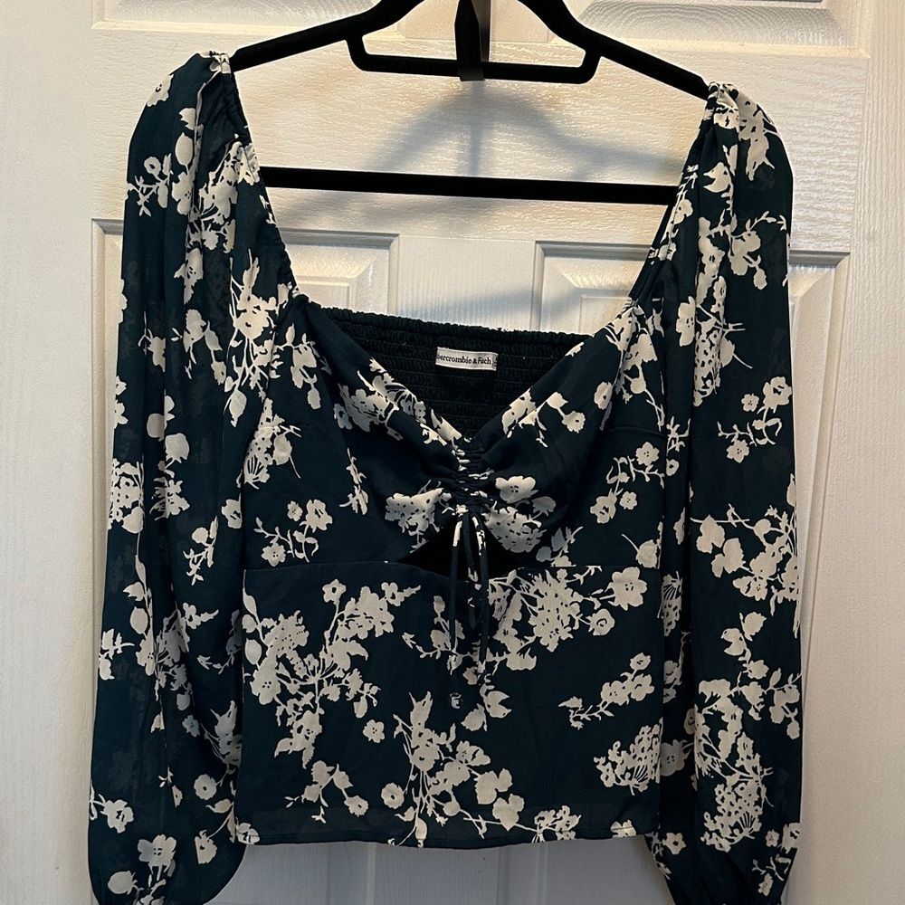 Abercrombie & Fitch Green and White Floral Blouse